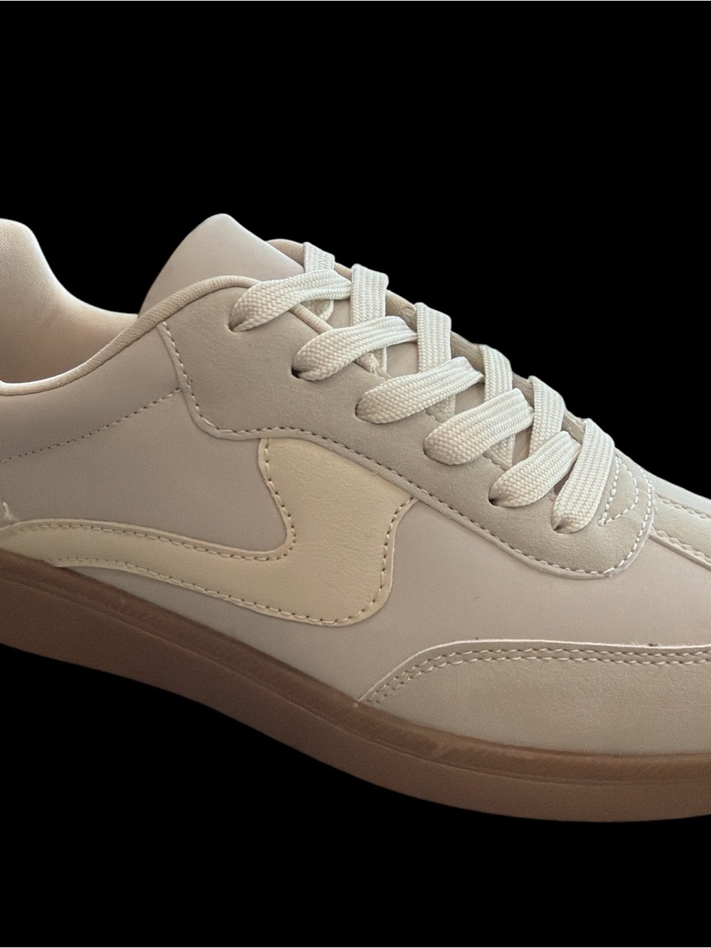 Casual Lace-Up Sneakers in Cream